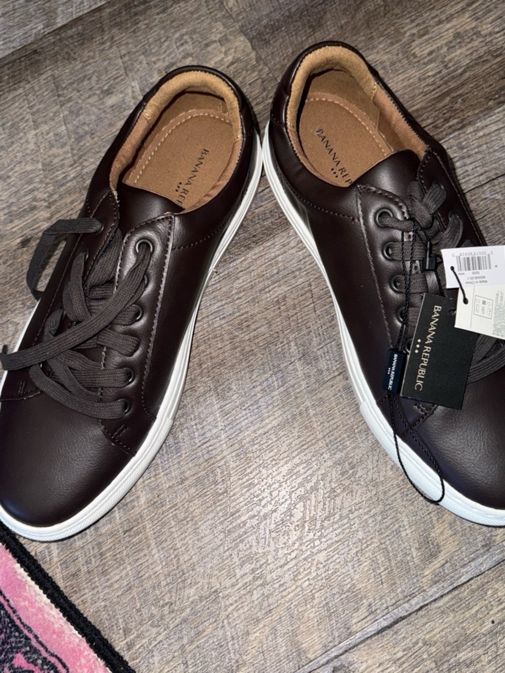 Banana Republic Men’s Dark Brown Leather Low-Top Sneakers with White Sole